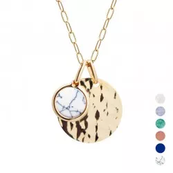 collier médaille martelé et pierre personnalisé