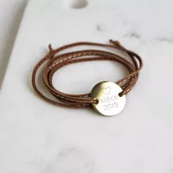 Bracelet cuir médaille plaqué or personnalisée